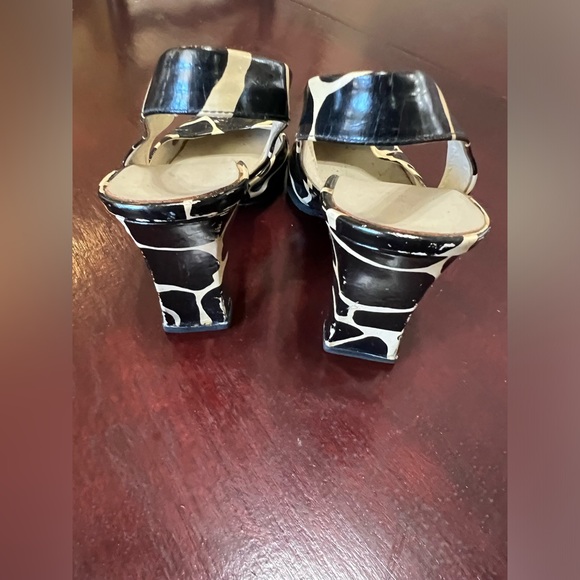 Marino Fabiani Black and White Giraffe Print Slingback Heels–Size EU 37.5 (US 7) - Picture 8 of 8